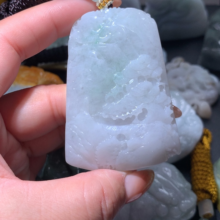 翡翠未镶嵌颈饰保真天然A货翡翠