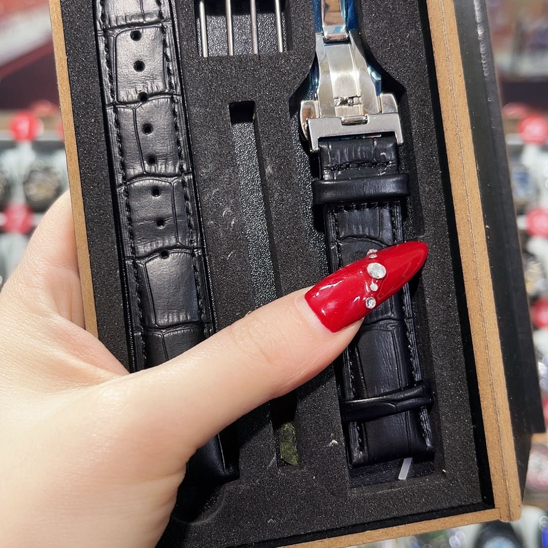 钢锻造碳自动机械机芯