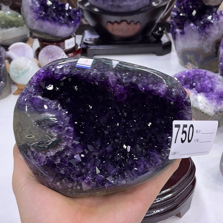 未镶嵌大型摆件（非配饰）水晶