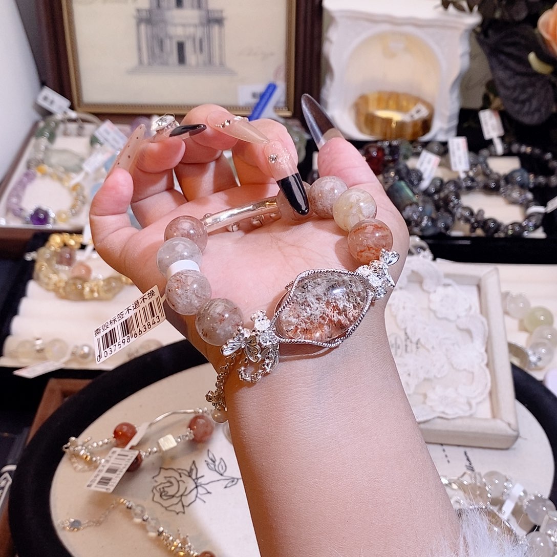 水晶手链未镶嵌?****?水晶