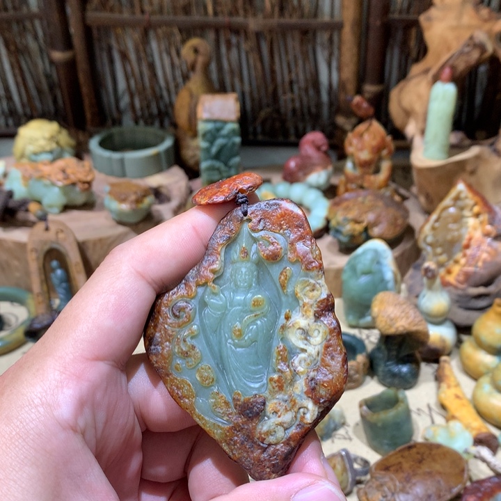 岫岩河磨玉（透闪石质玉）挂件未镶嵌