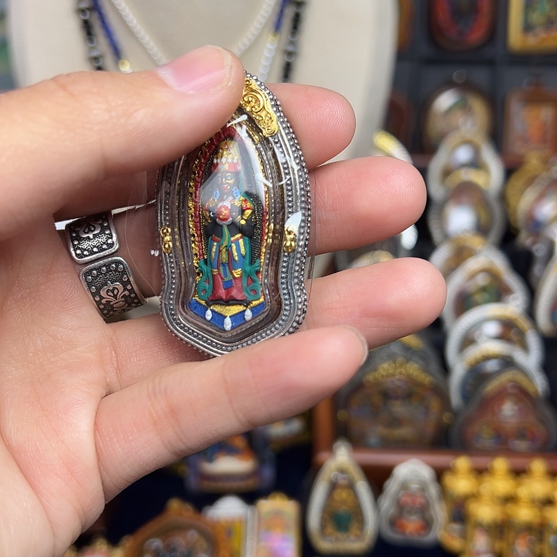 八***团亚克力非金属手绘扎基拉姆