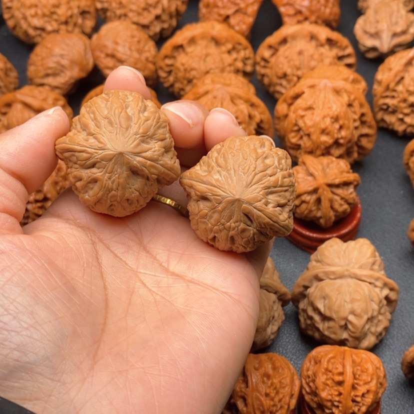 【闪购商品】文玩核桃把件37铁锤