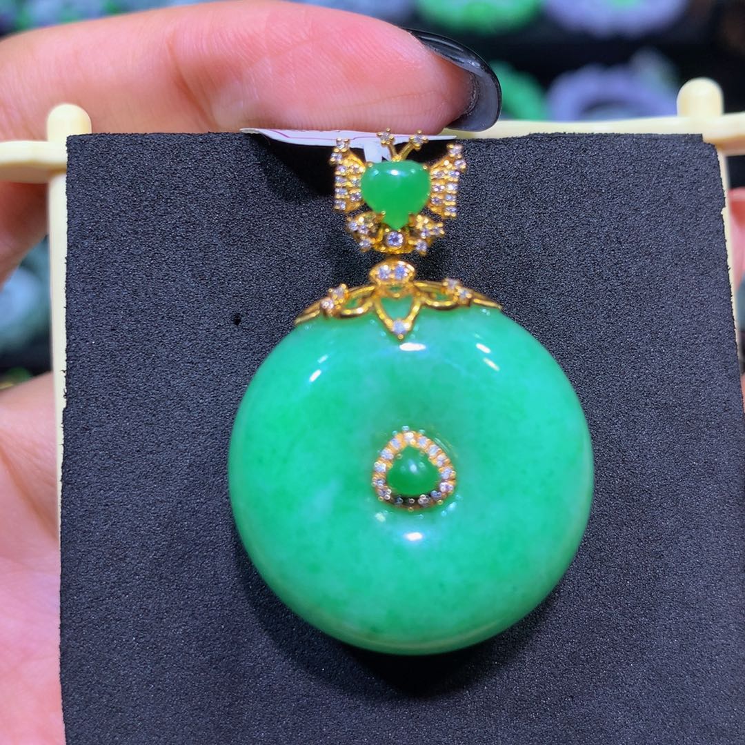 翡翠18K金镶嵌手链翡翠