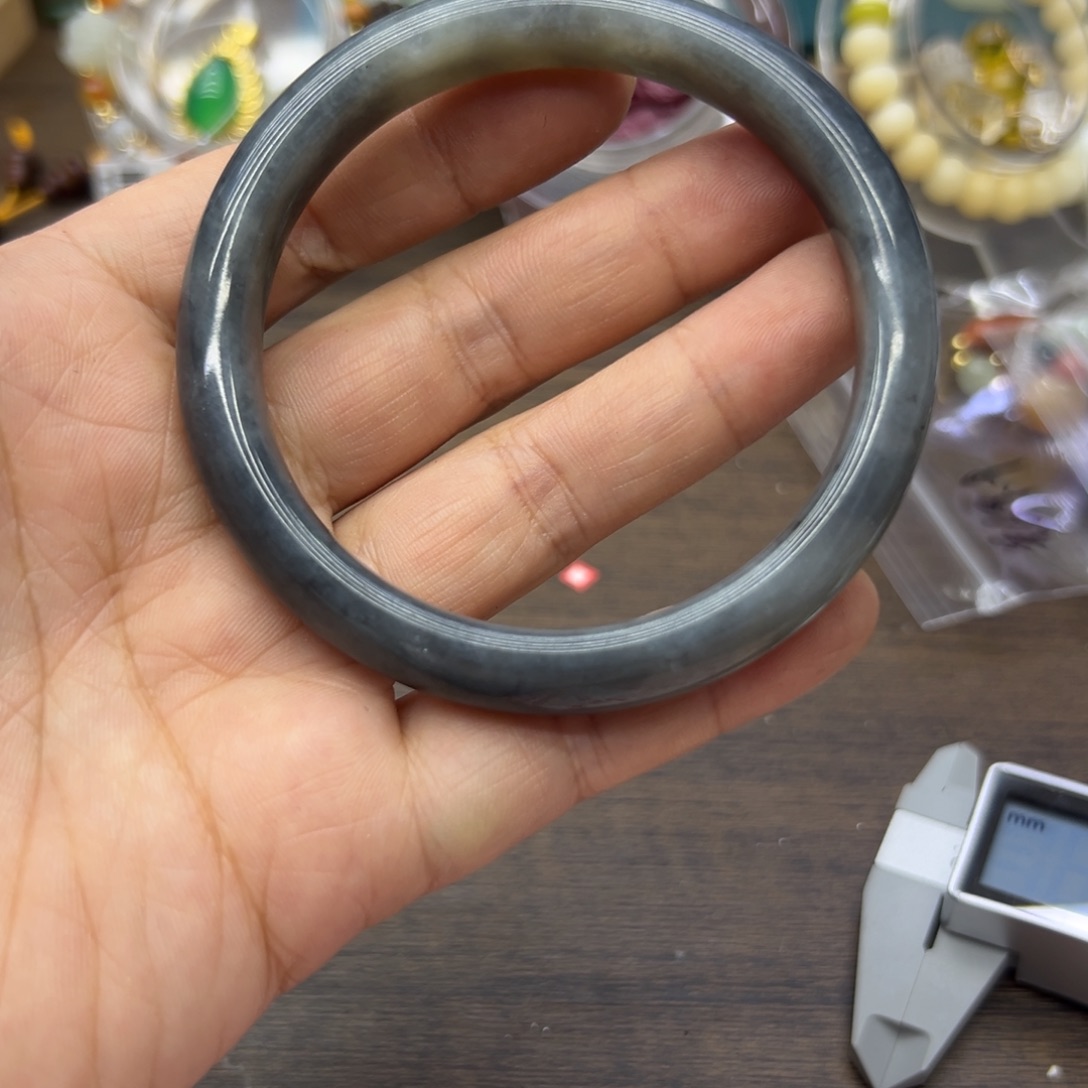 和田玉未镶嵌手镯61.1圈围491