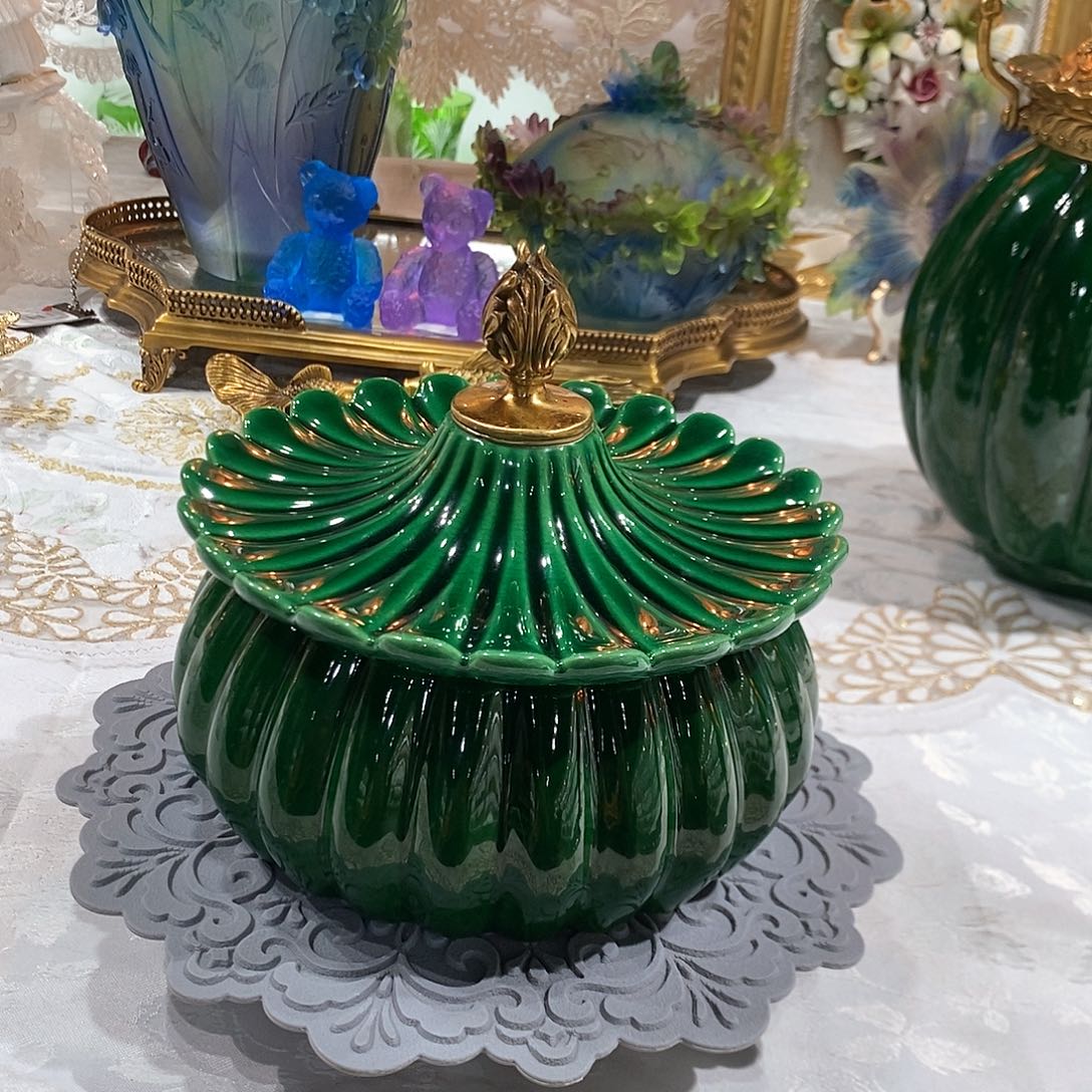 摆件F3267铜配瓷祖母绿南瓜盖盒