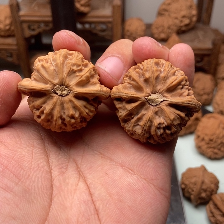 文玩核桃把件無*40全品宫灯