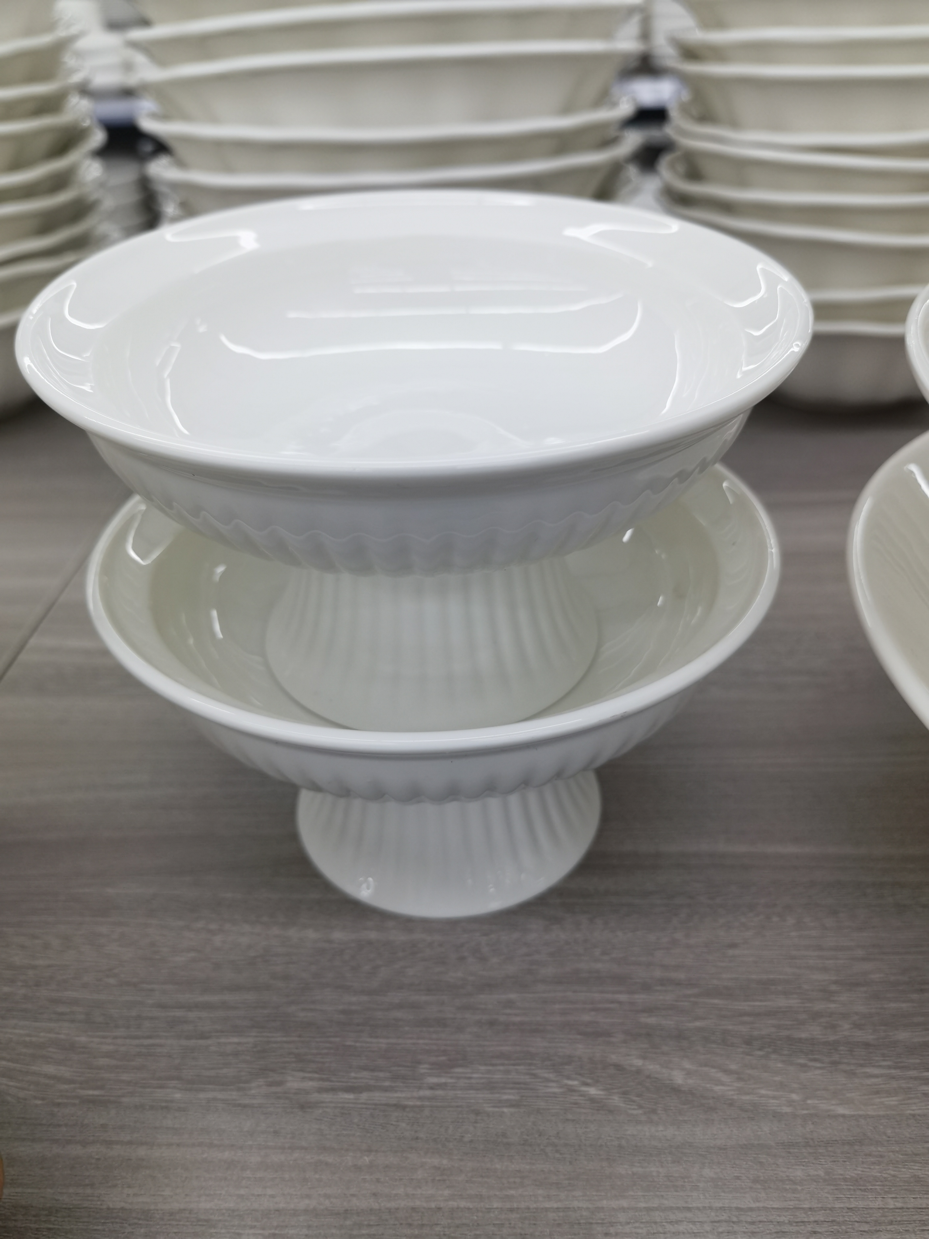 9106711   高脚圆碗