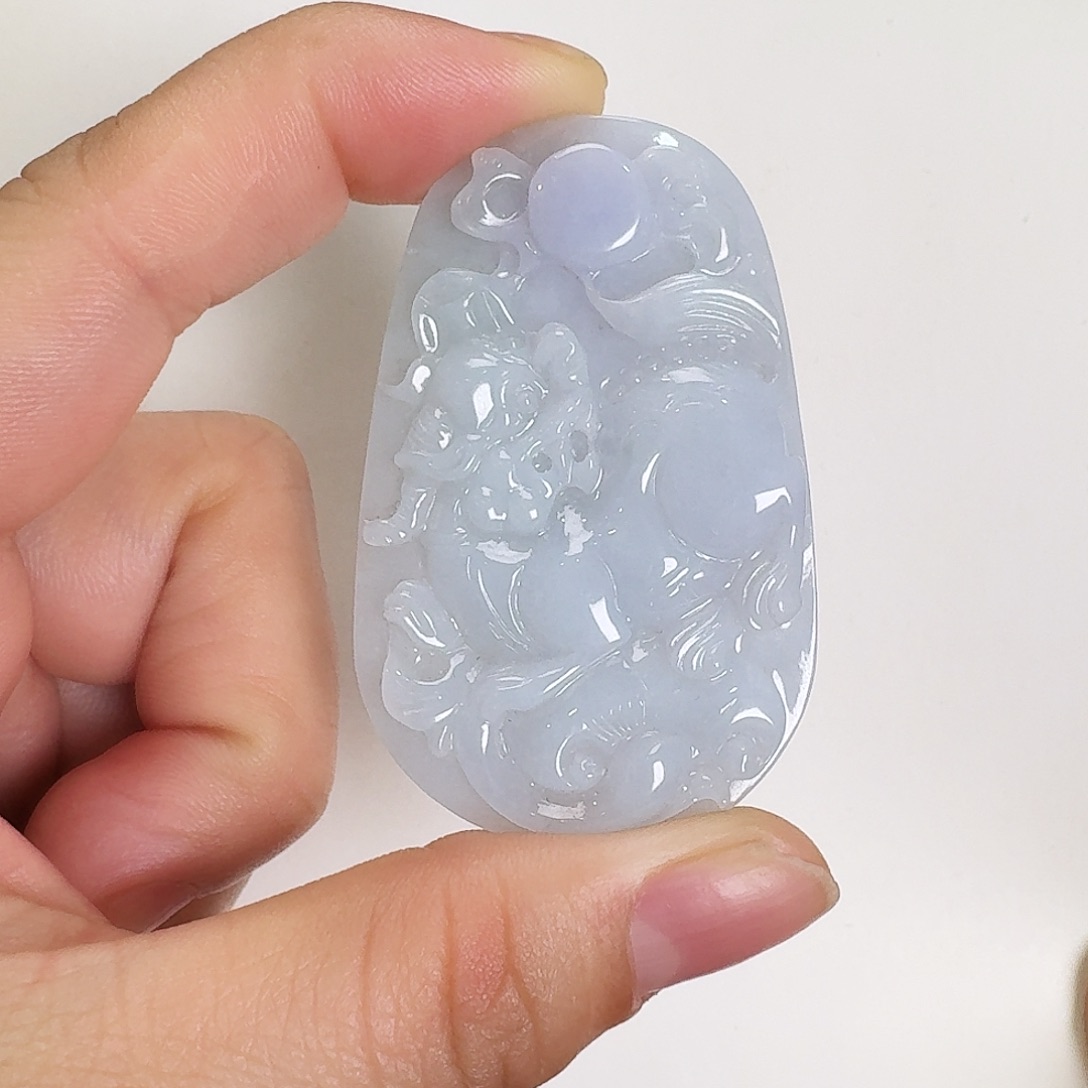 翡翠颈饰未镶嵌貔貅