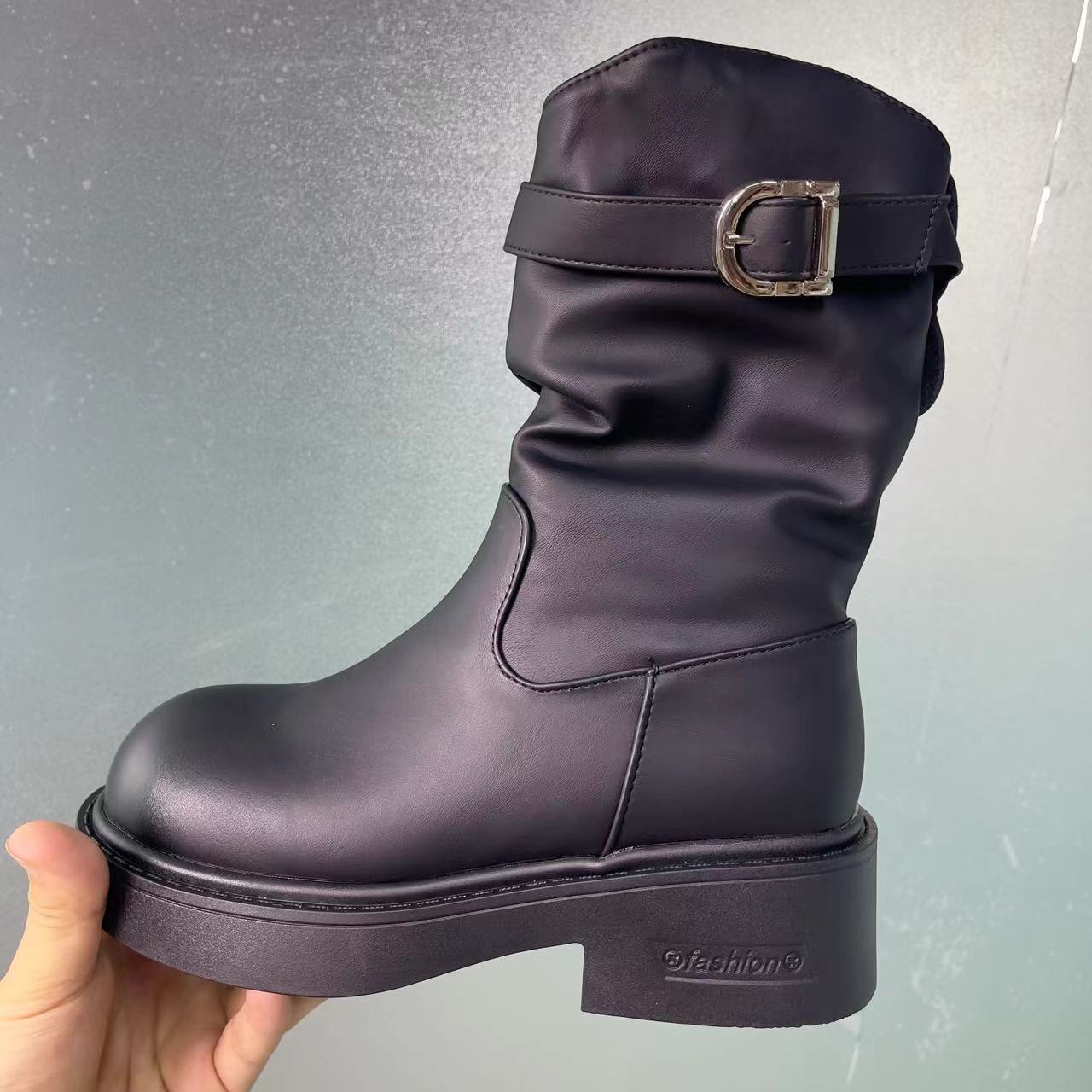 38美拉德风方头粗跟女款短马丁靴黑色中筒时尚秋冬潮流靴子