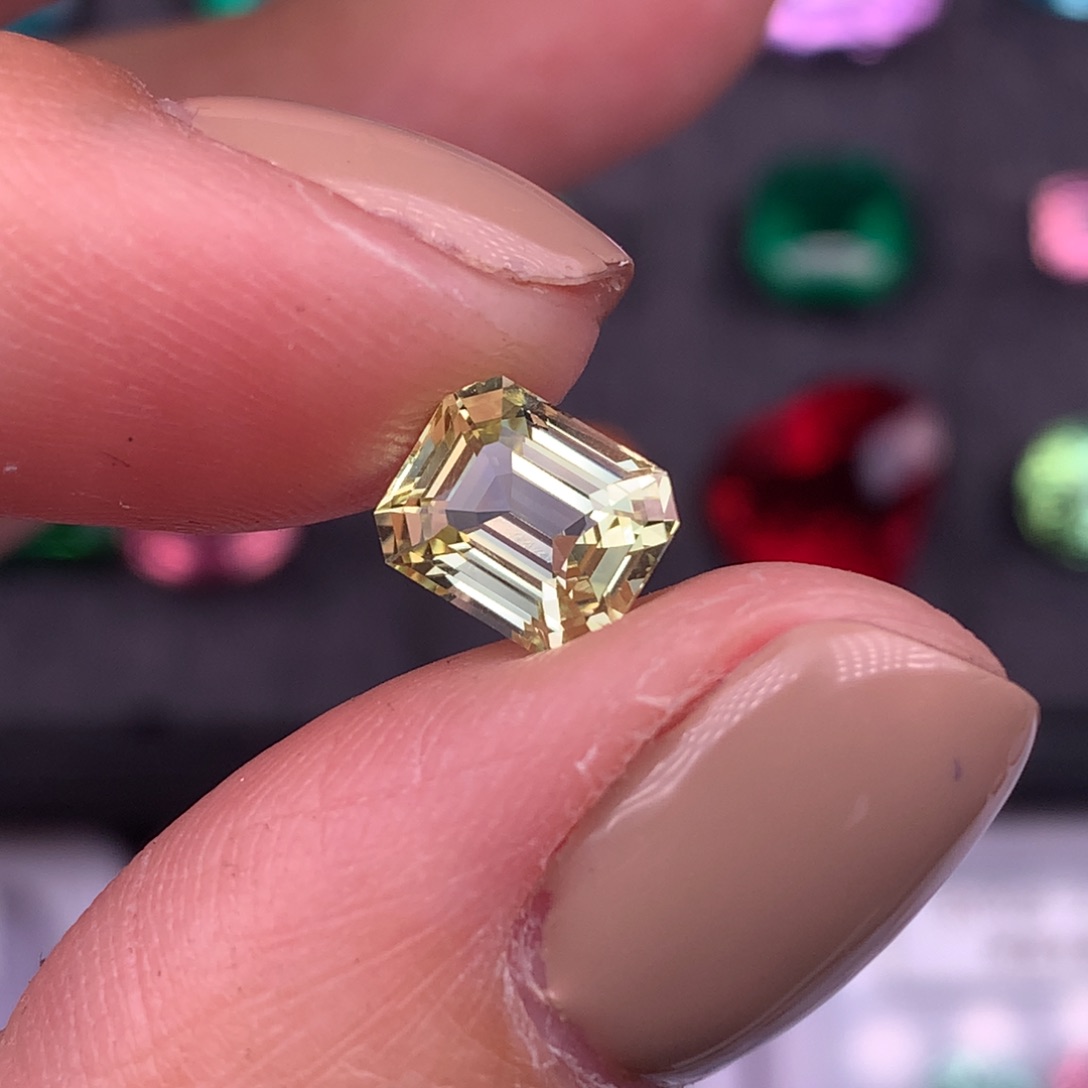 金绿宝石裸石未镶嵌2.03ct全净无暇金绿宝石GRC