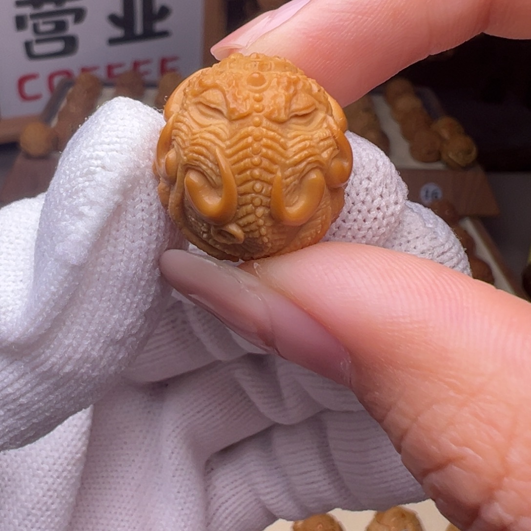 S***g猴头核桃把件精修款象神全品有正常封口线