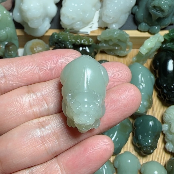 和田玉挂件未镶嵌