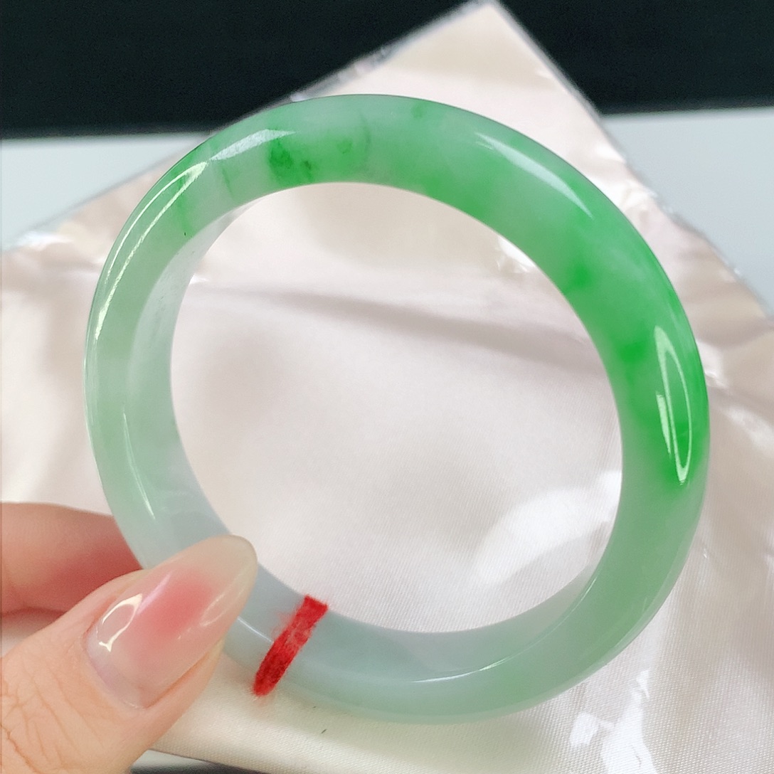 未镶嵌手镯翡翠842