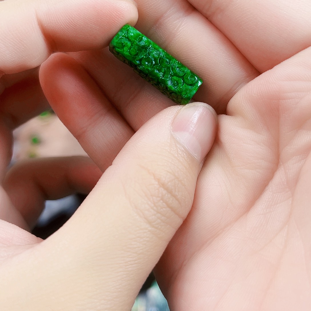 翡翠未镶嵌颈饰多样性发货