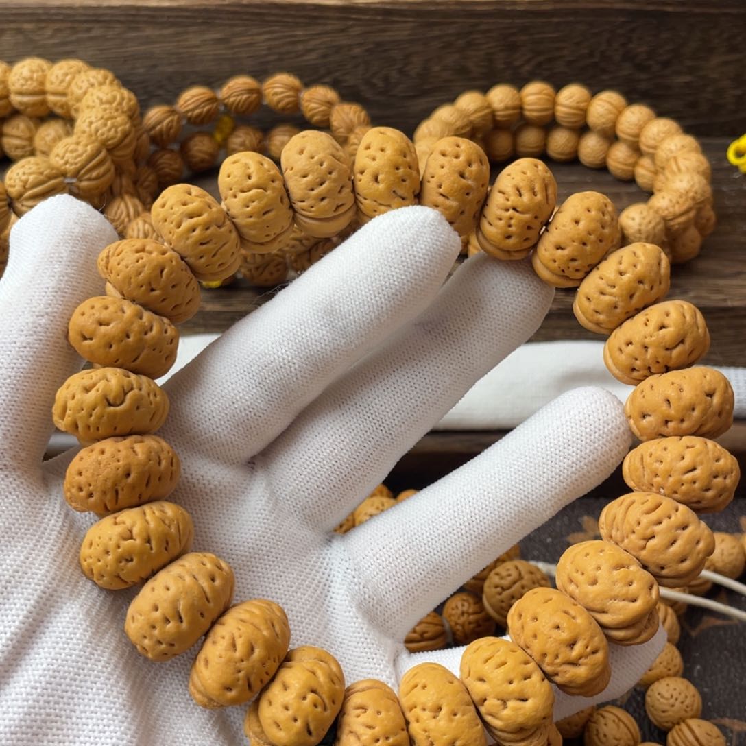 吊坠桃核火*肌肉蟠桃