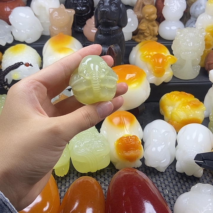 无花朵原石雕刻把件