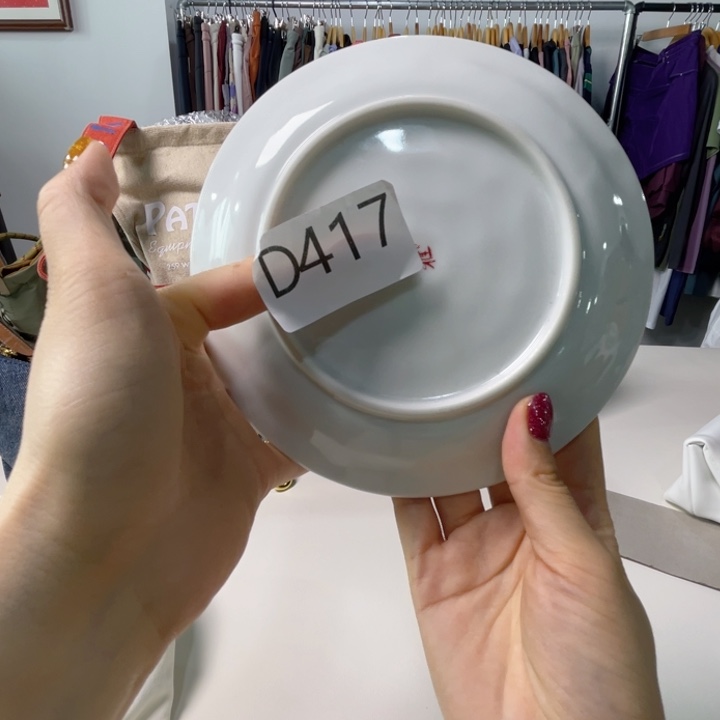 瓷片417奶白色。。。。。。。。。。。。。。。。