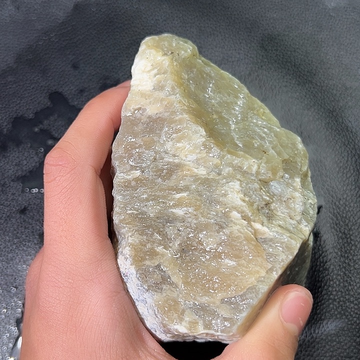 和田玉（糖玉）未镶嵌珠宝半成品