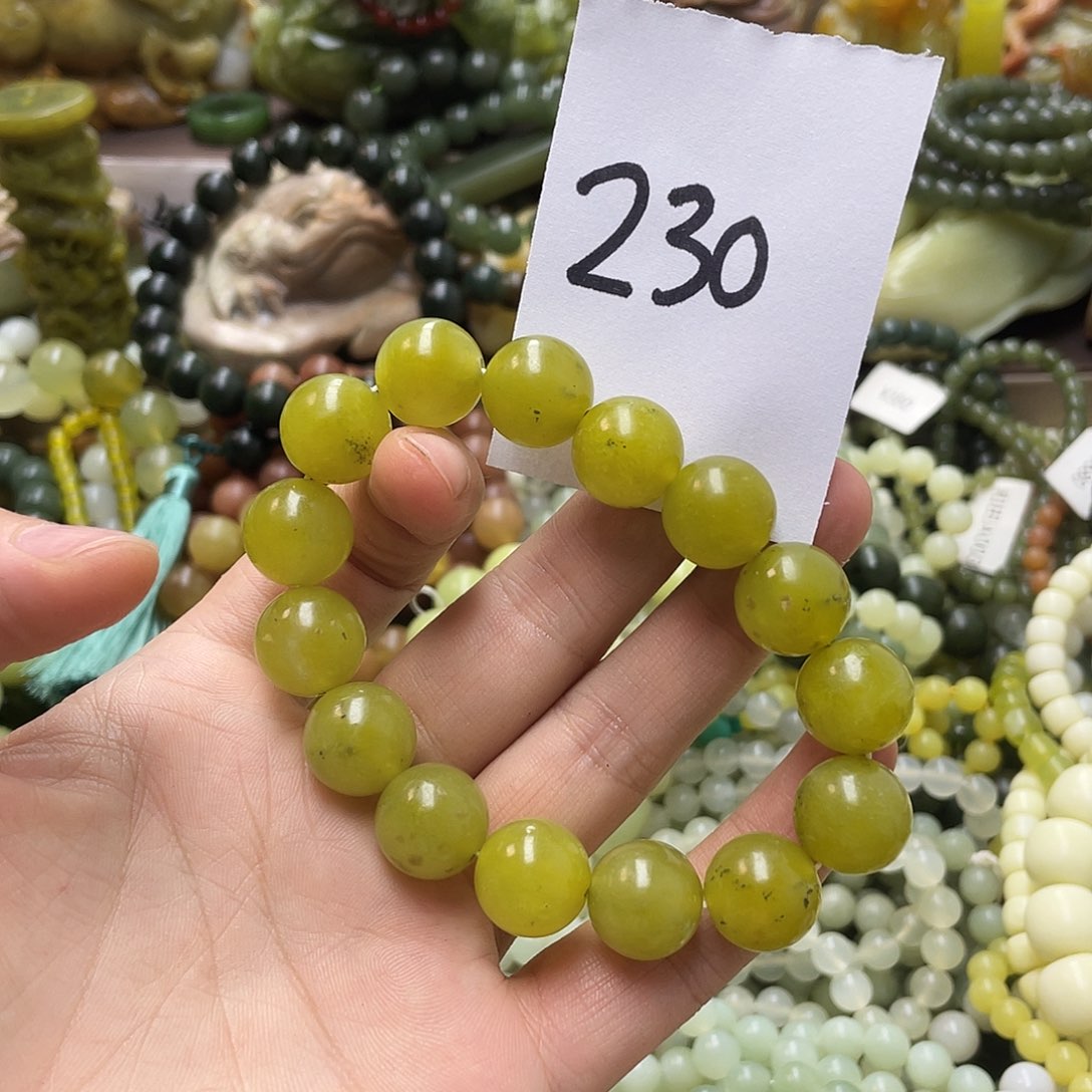 未镶嵌蛇纹石玉手链