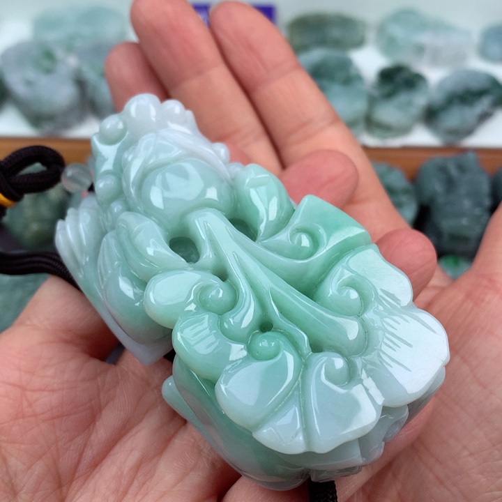 翡翠吊坠(不含链)未镶嵌