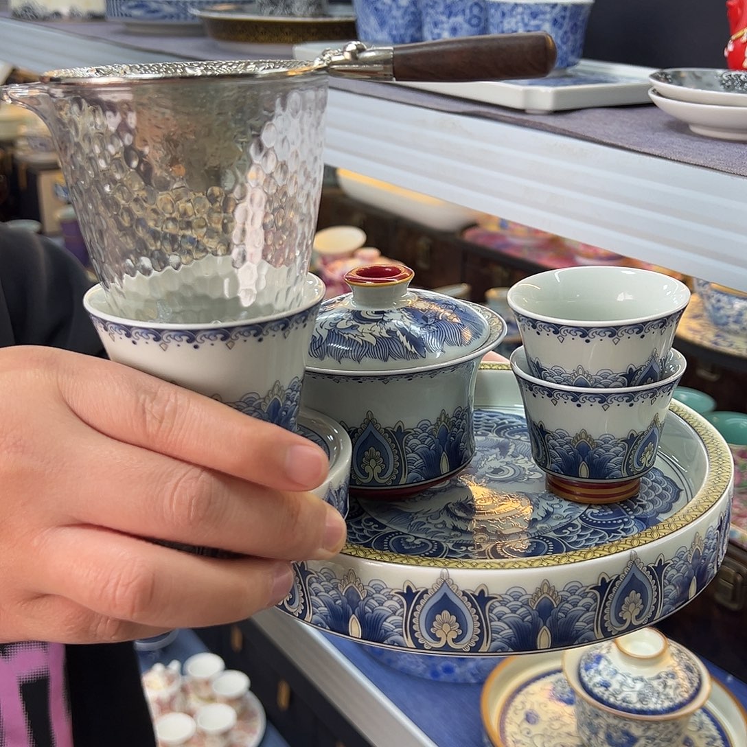 我们的目标是成为一个优秀的人