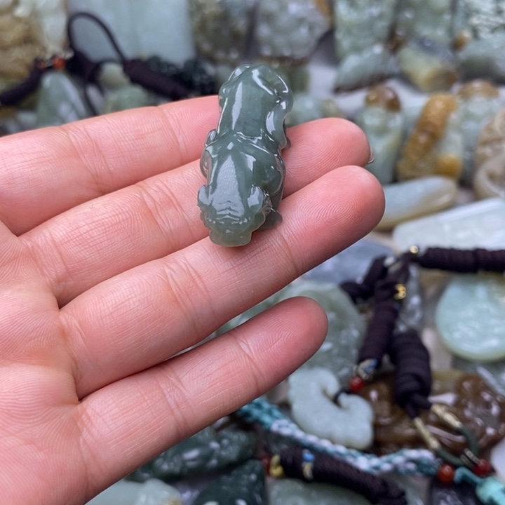 和田玉挂件未镶嵌