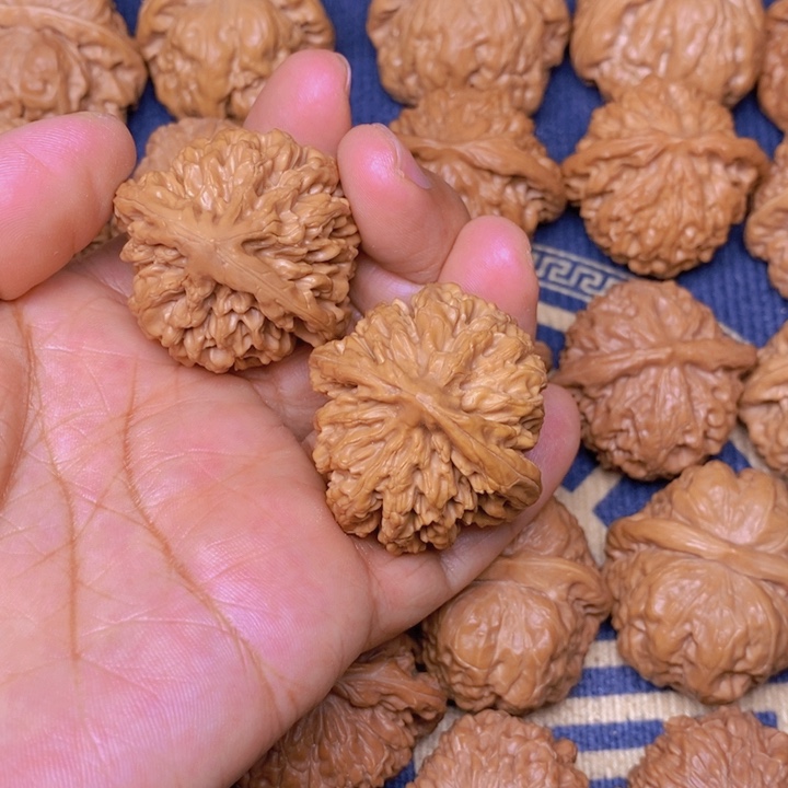 【闪购商品】文玩核桃吊坠状元39