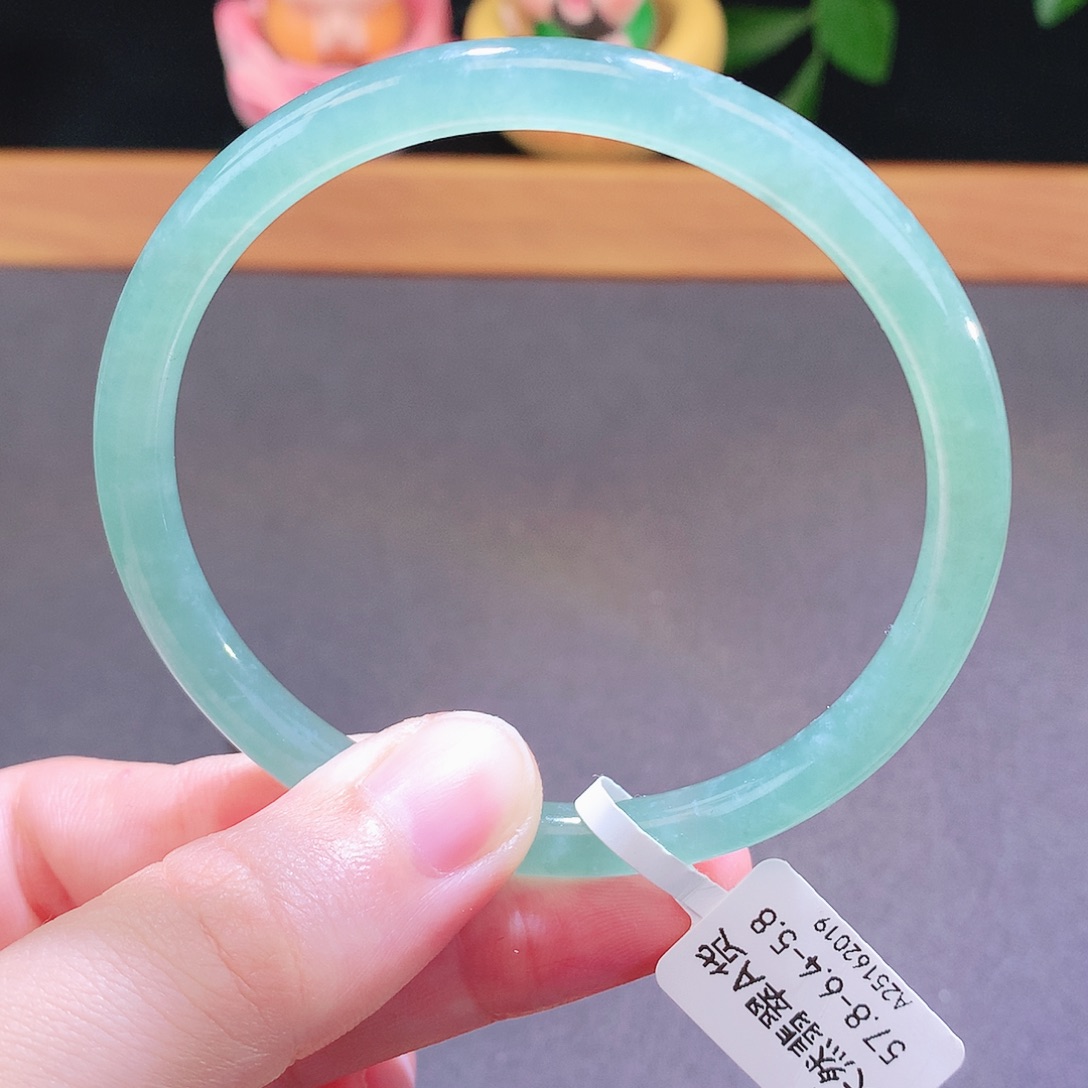 翡翠未镶嵌手镯天然翡翠