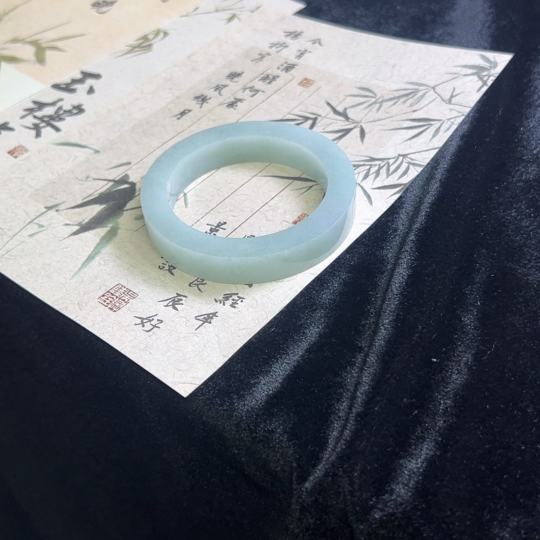 定制翡翠未镶嵌天然缅甸翡翠手镯