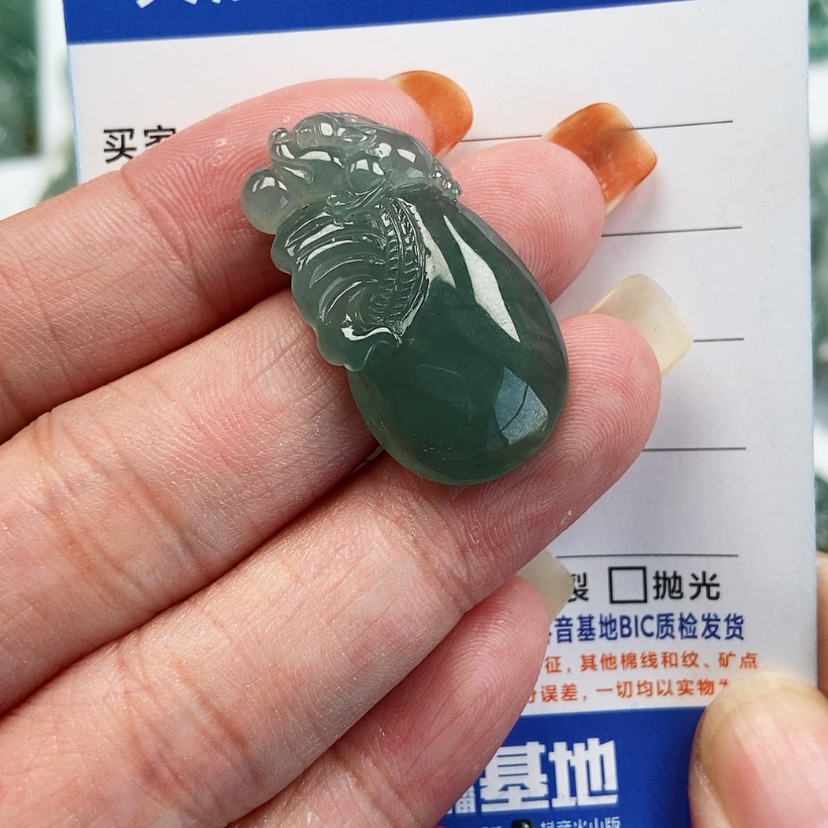 【闪购商品】翡翠颈饰未镶嵌钱袋