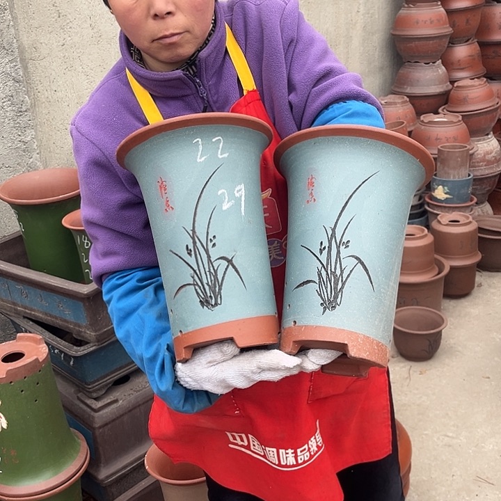 紫砂紫砂花盆和小