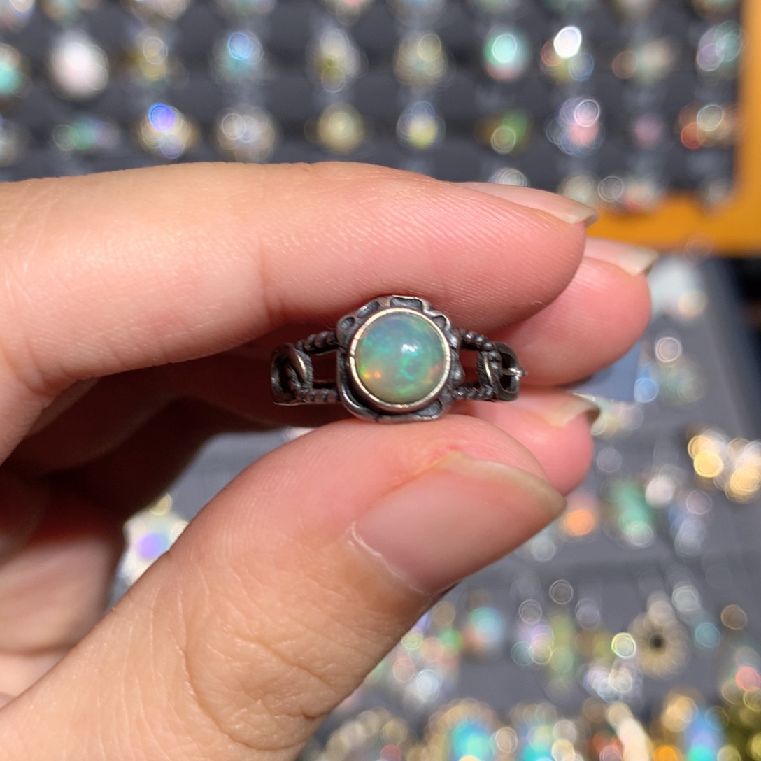 银S925镶嵌欧泊欧泊戒指y