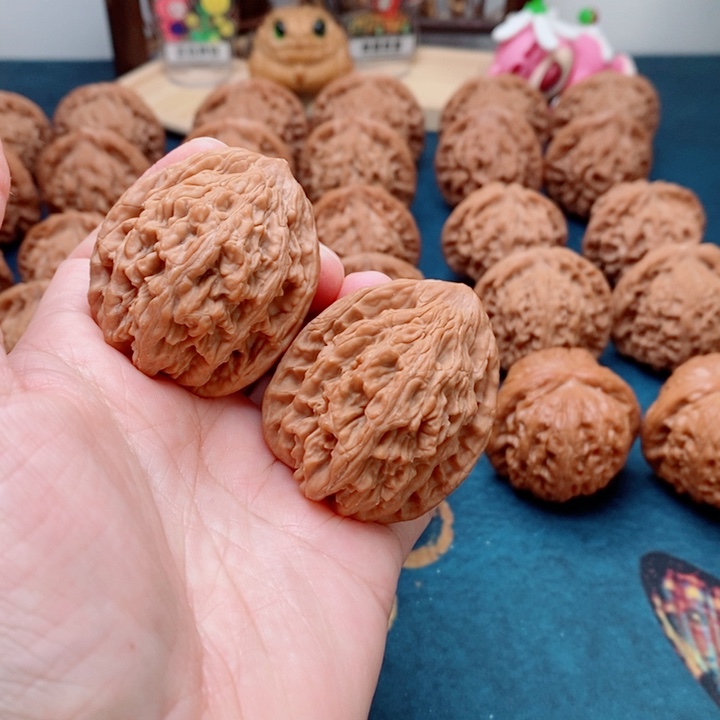 文玩核桃把件麦虎37