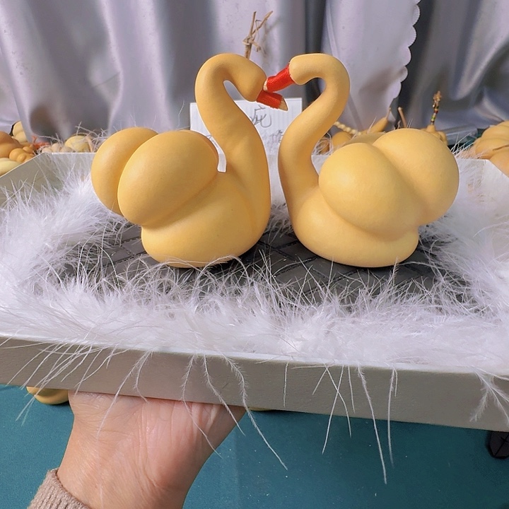 良***女大叶紫檀（黑酸枝木类）