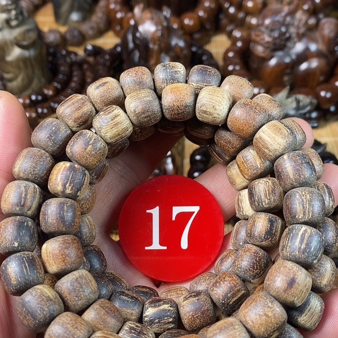 龙***哥手串/手链贡木粗抛10111