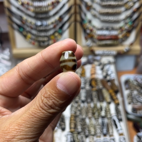 九***㐪玛瑙/玉髓未镶嵌颈饰