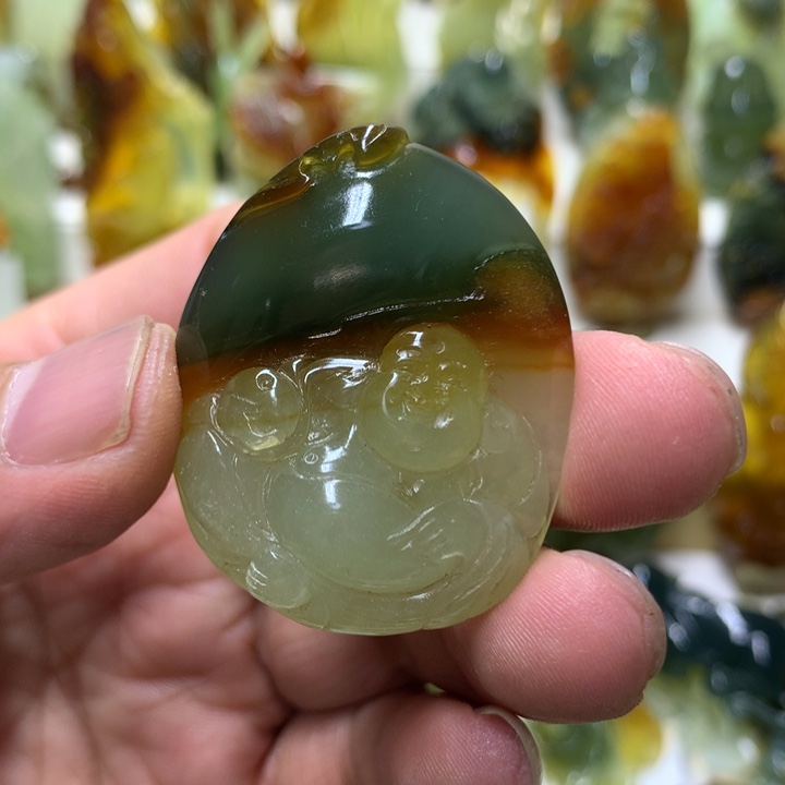 蛇纹石玉珠宝半成品未镶嵌