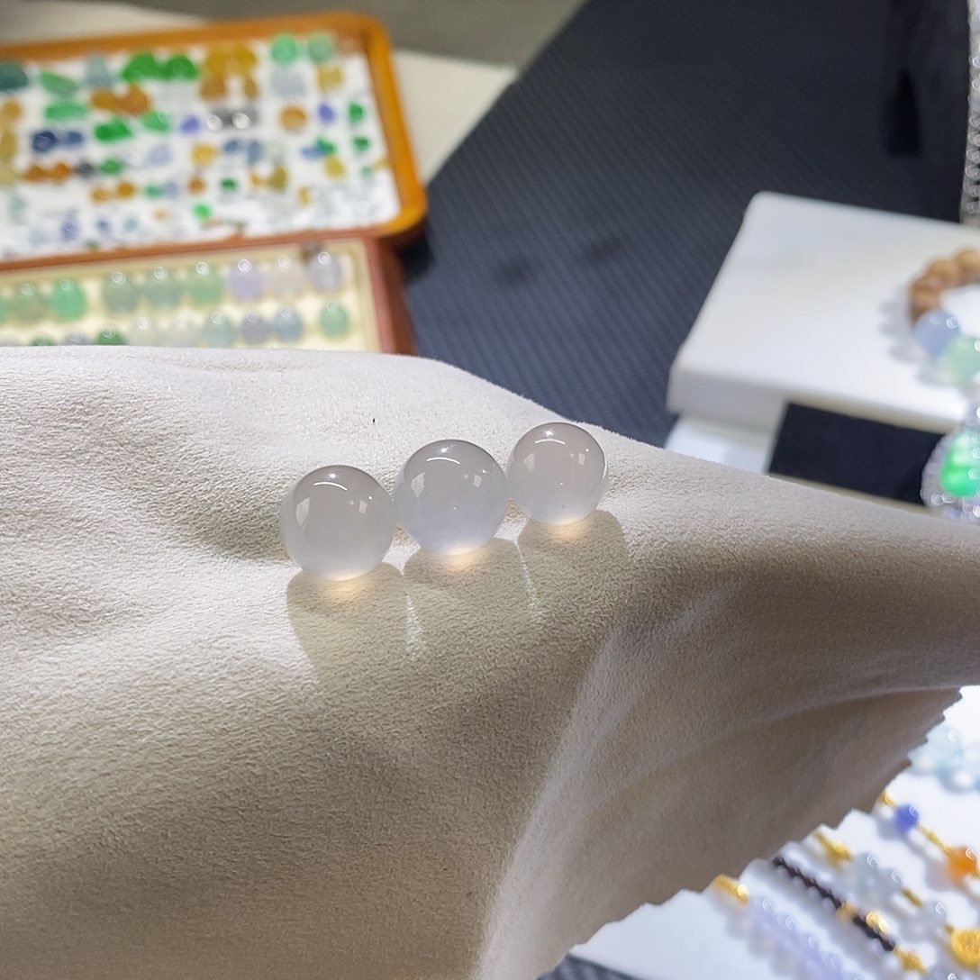 翡翠把件未镶嵌单珠