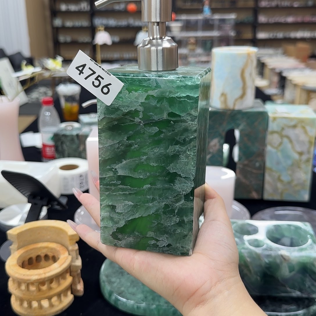 石材校**郭绿水晶洗手液4756