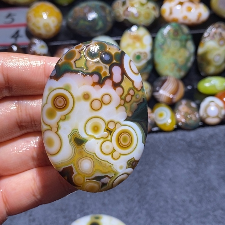 未镶嵌玛瑙/玉髓珠宝奇石