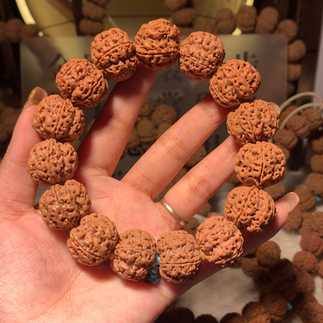 金刚菩提手串21。               