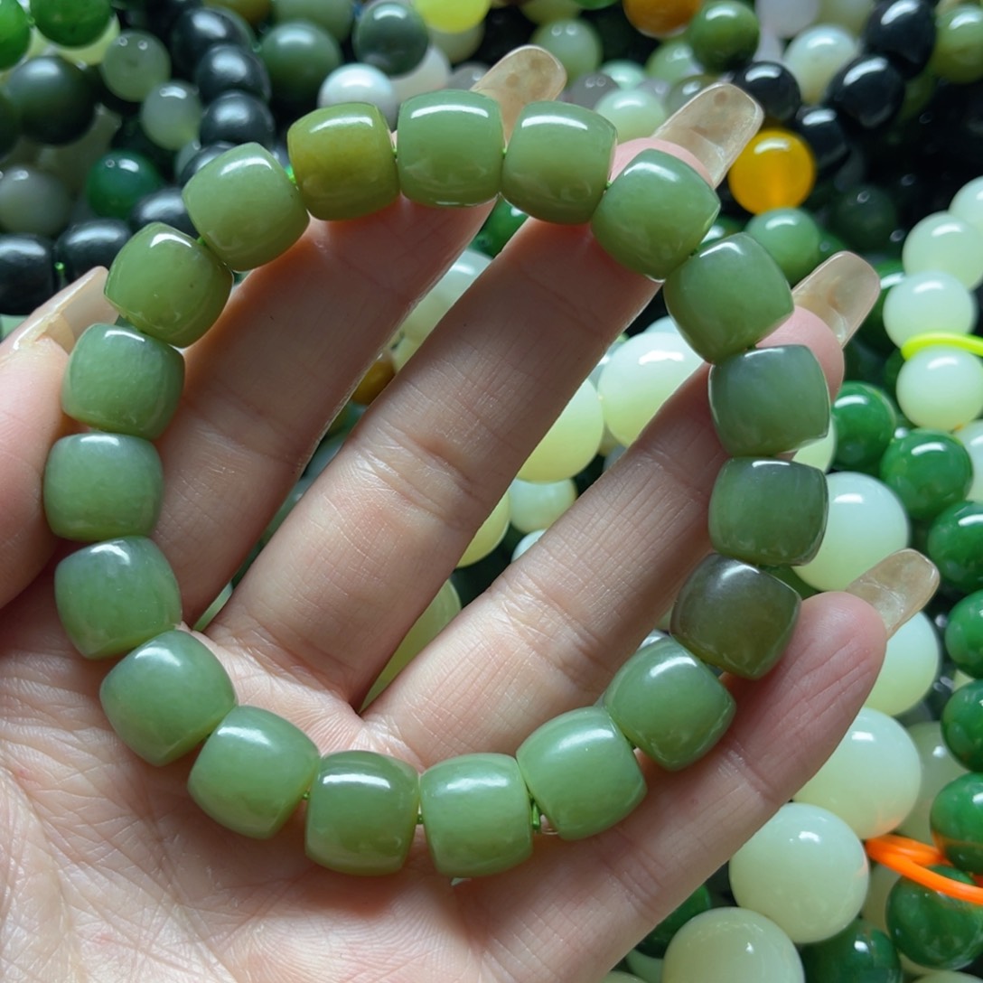 和田玉手串未镶嵌