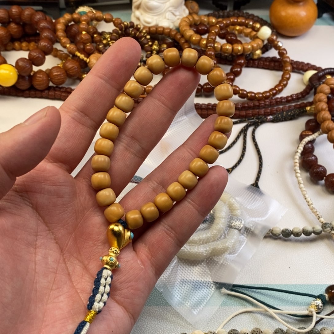 吊坠龙脊菩提。。。。。。。。。。。