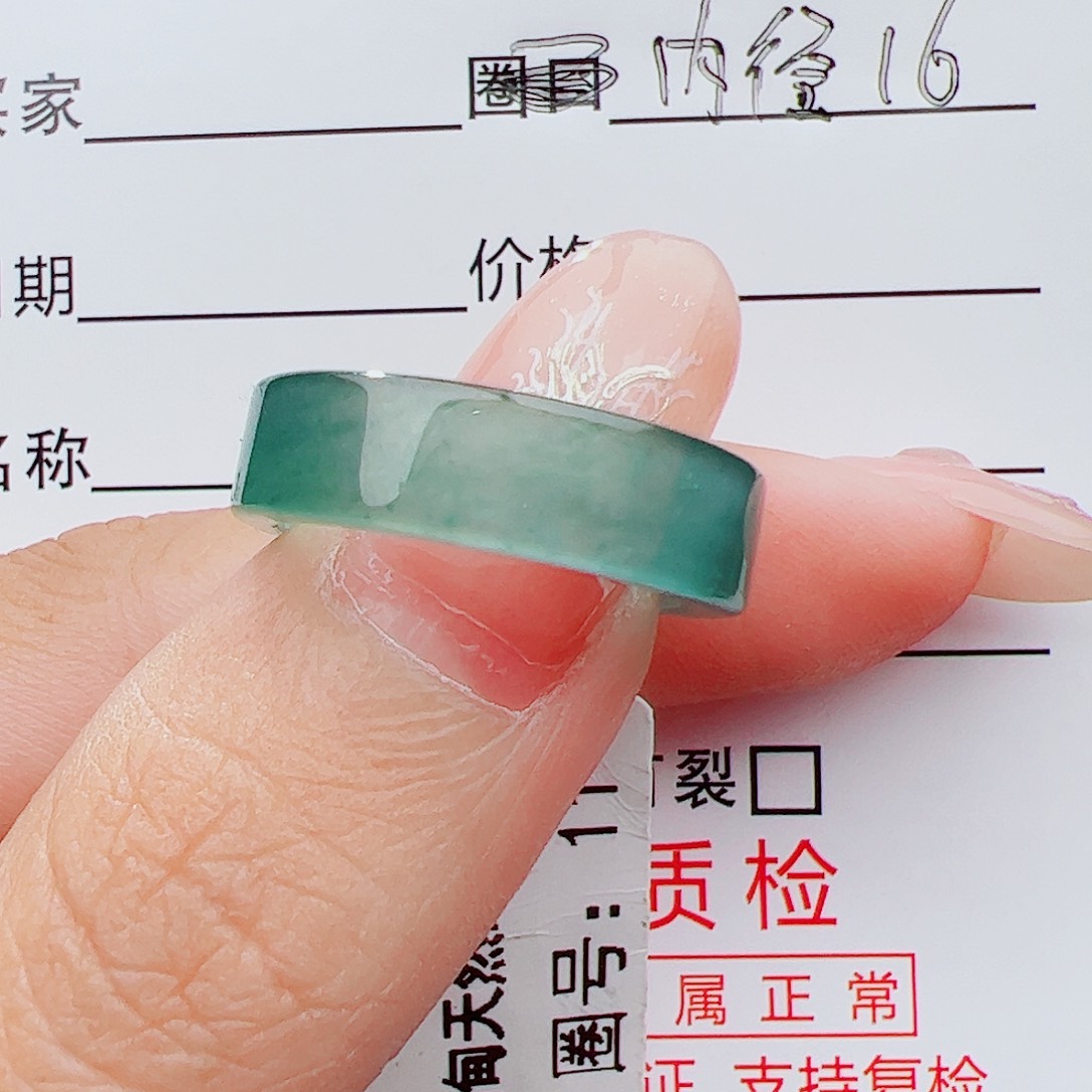 翡翠戒指未镶嵌五*翡翠