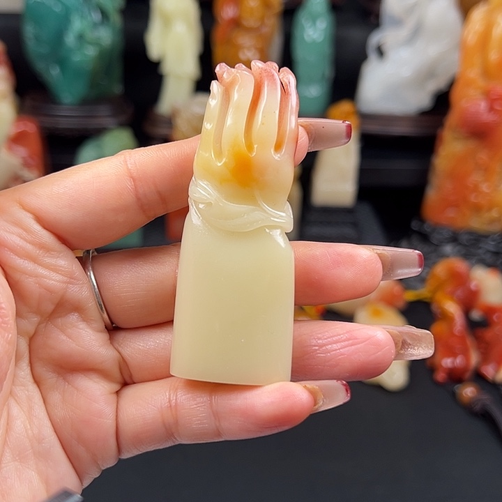 寿山石老性芙蓉石