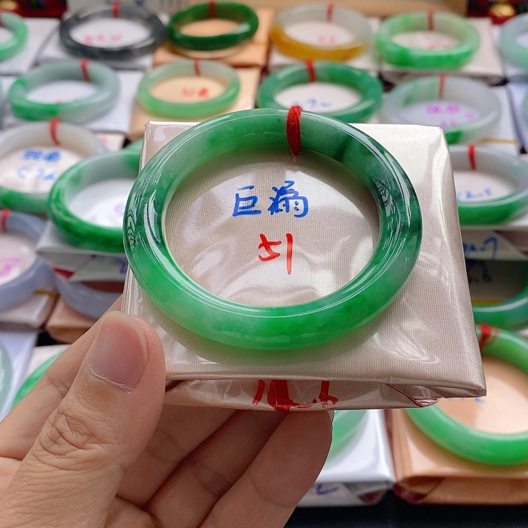 未镶嵌手镯翡翠1号
