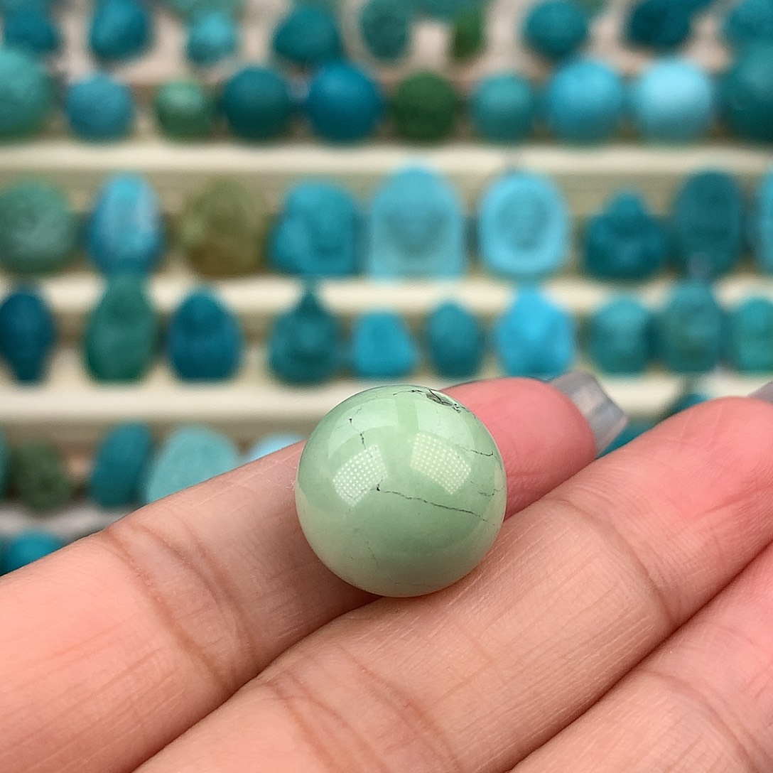 绿松石未镶嵌珠宝奇石14.6