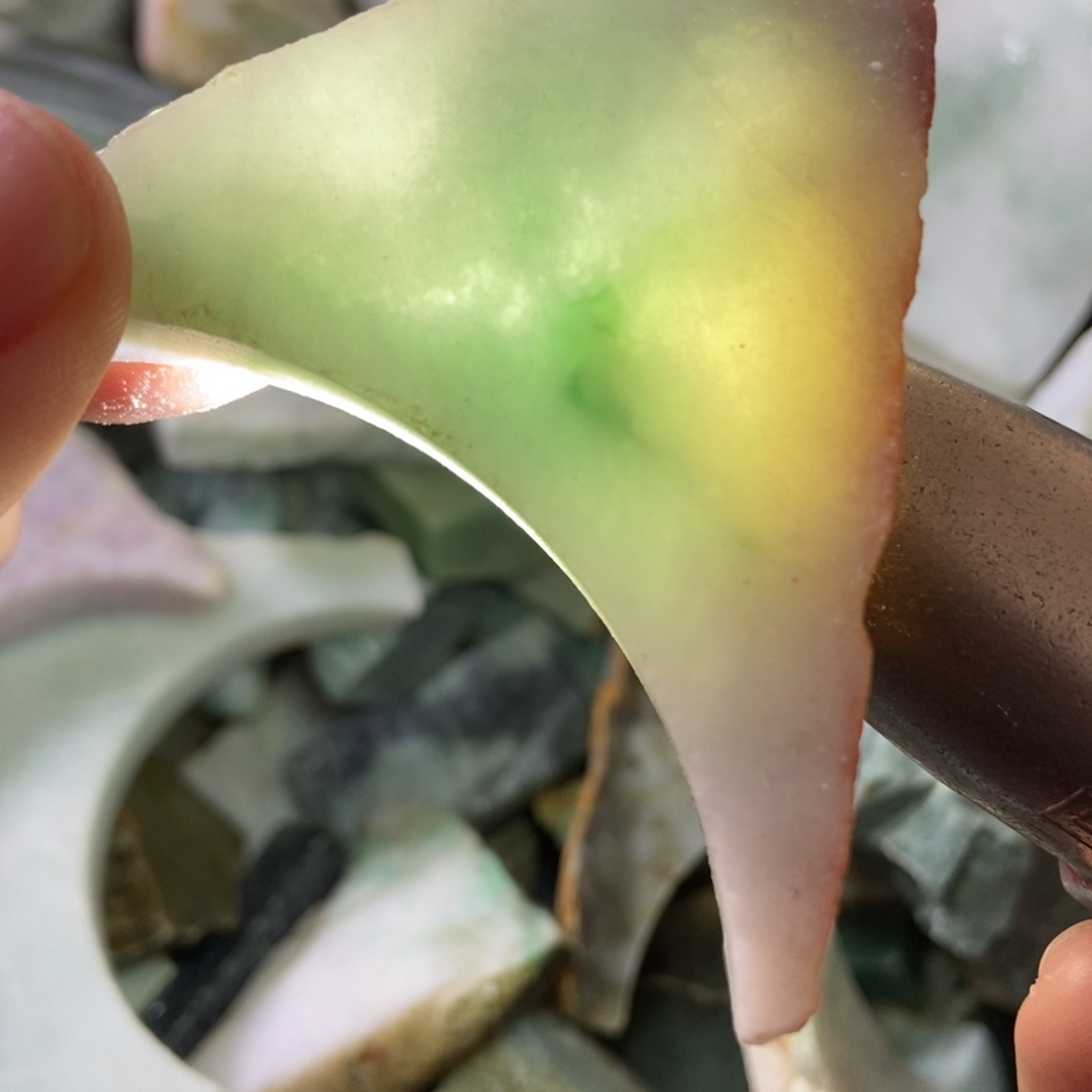 翡翠未镶嵌颈饰天然