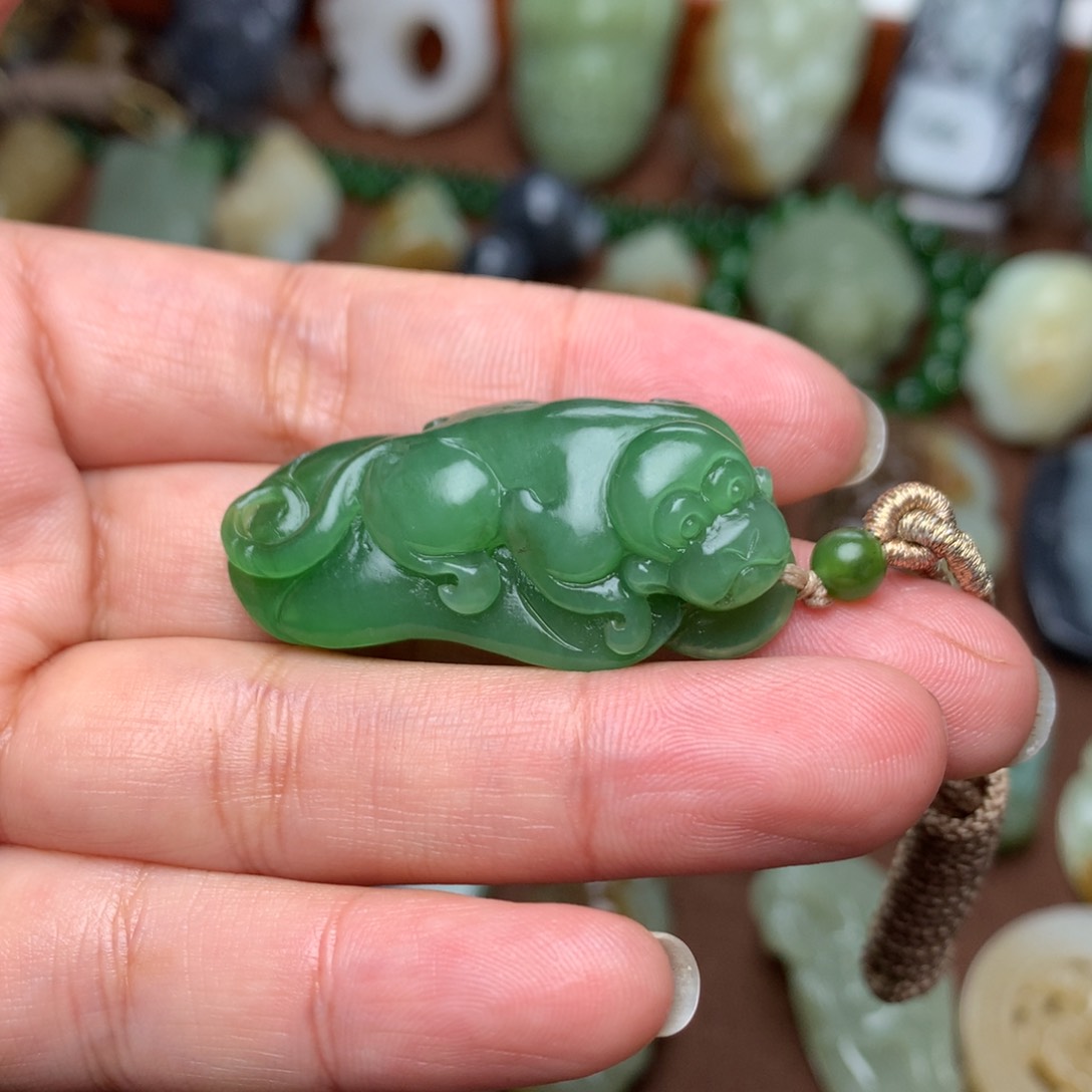 和田玉挂件未镶嵌